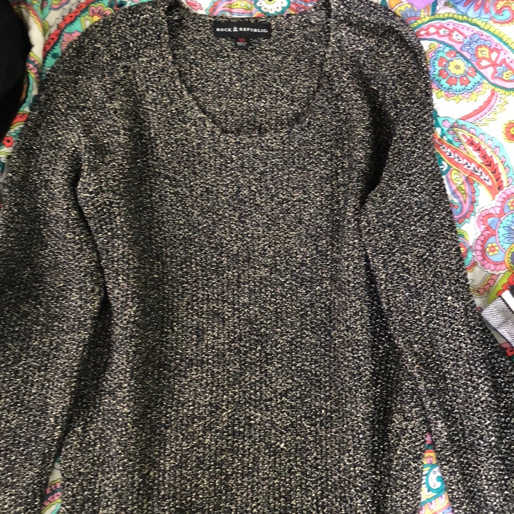Long sleeve sweater